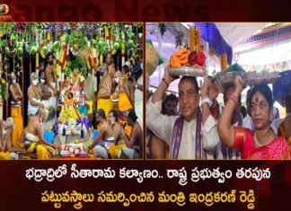 భద్రాద్రిలో సీతారామ కల్యాణం.. రాష్ట్ర ప్రభుత్వం తరపున పట్టువస్త్రాలు సమర్పించిన మంత్రి ఇంద్రకరణ్ రెడ్డి Minister Indrakaran Reddy Offers Silk Clothes To Bhadradri Sri Seetha Ramachandra Swamy on For Celestial Wedding Today,Minister Indrakaran Reddy Offers Silk Clothes To Bhadradri,Minister Indrakaran Reddy To Bhadradri Sri Seetha Ramachandra Swamy,Bhadradri Sri Seetha Ramachandra Swamy,Indrakaran Reddy Offers Silk Clothes For Celestial Wedding Today,Mango News,Mango News Telugu,Bhadradri Celestial Wedding Today,Bhadrachalam All set for celestial wedding today,Bhadradri Latest News,Minister Indrakaran Reddy Latest News,Minister Indrakaran Reddy Latest Updates,Bhadradri Celestial Wedding News Today