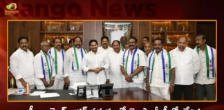 TDP Leader Tadepalligudem Ex-MLA Kanaka Sundara Rao Joined YSRCP in the Presence of CM YS Jagan,TDP Leader Joined YSRCP,Tadepalligudem Ex-MLA Joined YSRCP,MLA Kanaka Sundara Rao Joined YSRCP,Sundara Rao in the Presence of CM YS Jagan,Mango News,Mango News Telugu,Former West Godavari TDP MLA meets YS Jagan,AP CM YS Jagan Mohan Reddy,TDP Chief Chandrababu Naidu,AP Politics,AP Latest Political News,Andhra Pradesh Latest News,Andhra Pradesh News,Andhra Pradesh News and Live Updates