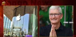 Apple CEO Tim Cook Welcomes Customers During Opens The First Store in Delhi and Second One in India Today,Apple CEO Tim Cook Welcomes Customers,Tim Cook Welcomes First Store in Delhi,CEO Tim Cook Second One in India Today,Mango News,Mango News Telugu,Apple Saket Store,Apple store opens in Delhi’s Saket,Apple Delhi store launch,Apple Store Opening Delhi Live,Apple loyalists Meet CEO Tim Cook,Tim Cook opens doors to India's 2nd Apple store,India's Second Apple Store Opens,Apple Saket Store Latest News,Apple Saket Store Latest Updates