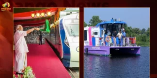 PM Modi Flagged Off Kerala's First Vande Bharat Express and India's 1st Water Metro Service Today,PM Modi Flagged Off Kerala's First Vande Bharat Express,India's 1st Water Metro Service Today,Kerala's First Vande Bharat Express,Mango News,Mango News Telugu,PM Modi flags off Kerala's first Vande Bharat train,Prime Minister Narendra Modi,PM Modi in Kerala Live Updates,PM to flag off Thiruvananthapuram,Vande Bharat Express Latest News,Vande Bharat Express Live Updates,Vande Bharat Express Live News
