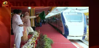 PM Modi Flags off Secunderabad-Tirupati Vande Bharat Express Train From Secunderabad Railway Station,PM Modi Flags off Secunderabad-Tirupati Vande Bharat Express,PM Modi Flags off Vande Bharat Express,Vande Bharat Express Train,Secunderabad Railway Station,PM Modi From Secunderabad Railway Station,Mango News,Mango News Telugu,PM In Hyderabad Today,Narendra Modi News Live,PM Modi Visit Hyderabad Today,PM Modi To Inaugurate Vande Bharat Express,PM Modi In Chennai And Hyderabad Today,PM Modi To Launch 12th Vande Bharat Express,PM Modi Vande Bharat Express News,Telangana Vande Bharat Express Latest Updates,Telangana Vande Bharat Express News Today,Vande Bharat Flag Off In Modi’S Chennai Tour