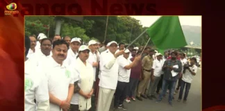 Former CJI NV Ramana Launches Sudha Tirumala-Sundara Tirumala A Massive Mass Cleaning Program at Alipiri Today,Former CJI NV Ramana Launches Sudha Tirumala-Sundara,Tirumala A Massive Mass Cleaning Program,Tirumala A Massive Mass Cleaning Program At Alipiri,Mango News,Mango News Telugu,Former CJI NV Ramana,Former CJI NV Ramana Latest News And Updates,Sudha Tirumala-Sundara,Sudha Tirumala-Sundara Latest News And Updates,Cleaning Program at Alipiri Today,Alipiri Latest News And Updates