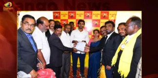 Yuvagalam Padayatra Nara Lokesh Assures Advocates If TDP Come to Power Will Form High Court Bench in Kurnool,Yuvagalam Padayatra Nara Lokesh,Nara Lokesh Assures Advocates,Yuvagalam Padayatra,Mango News,Mango News Telugu,TDP Form High Court Bench in Kurnool,TDP Power Will Form High Court,Yuvagalam Padayatra Latest News And Updates,Nara Lokesh Latest News And Updates,Nara Lokesh Yuvagalam Padayatra,Lokesh Padayatra,Kurnool Latest News And Updates