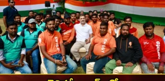 Rahul Gandhi Heard The Hardships of Delivery Boys,Rahul Gandhi Heard The Hardships,Hardships of Delivery Boys,telangana assembly elections, rahul gandhi, delivery boys, congress,Rahul Gandhi Interaction with Auto Drivers,Telangana Polls,Telangana Elections Latest News,Telangana Elections Latest Updates,Telangana Elections Live News,Rahul Gandhi Latest News
