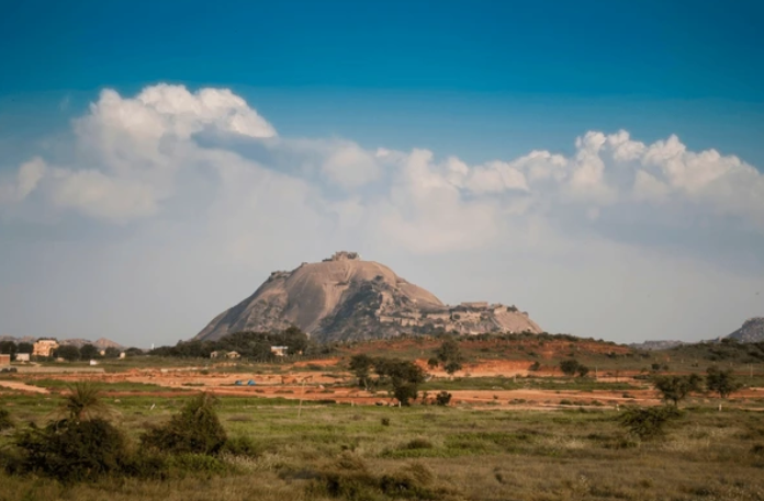 Which flag fly's at Bhuvanagiri? Which Flag Fly'S At Bhuvanagiri, Bhuvanagiri, Komati Reddy Rajagopal Reddy, Lok Sabha Elections, Polling Figures,BJP,Lok Sabha Election,Telanaga Party,Political News,Telangana,Lok Sabha Election 2024,TS Live Updates ,Hyderabad, BRS, Telangana Political Updates,Mango News,Mango News Telugu,Flag At Bhuvanagiri,Congress,Modi, , Boora Narsaiah Goud