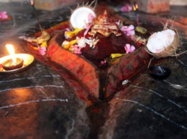 the secret of Kamakhya Devi temple,Kamakhya Devi temple, Lord Shiva, Lord Shiva's wife Sati , Nelachal mountain in Assam