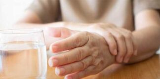 Does Weakness Bother You?,Weakness Bother You,Weakness, Almonds,Antioxidants, Blood Sugar Levels, Calcium, Cholesterol, Does weakness bother you, Health Tips,Healthy diet,Healthy Food,healthy eating,Simple Steps to a Healthy Diet ,Mango News,Mango News Telugu,