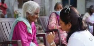 Free Health Facilities For Senior Citizens Above 70 Years Of Age In The Country, Free Health Facilities For Senior Citizens, Above 70 Years Of Age In The Country, Senior Citizens, Health Facilities, AB PM JAY, Additional Coverage Of Rs.5 Lakh For Those Above 70 Years, Ayushman Bharat, Modi Governament, NDA, Pradhan Mantri Jan Arogya Yojana, Central Governament News Schemes, National News, India, Congress, BJP, PM Modi, Live Updates, Breaking News, Live News, Mango News, Mango News Telugu