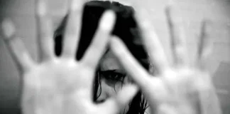 Sexual Assault On Youth In Moving Bus, Sexual Assault On Youth, Sexually Assaulting Women, A Bus Cleaner Sexually Assaulted A Young Woman, Sexual Assault On A Young Woman, Sexual Assault On Youth In Moving Bus, Bus Driver, Moving Bus, Hyderabad Live Updates, Latest Hyderabad News, Telangana, TS Live Updates, Live Updates, Breaking News, Headlines, Live News, Mango News, Mango News Telugu