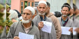 Assembly Elections Begin In Jammu And Kashmir, Assembly Elections, Assembly Elections started In Jammu And Kashmir, Kharge Tweet, Modi Tweet, Voters, Tough Challenge For All Parties, Jammu And Kashmir Elections, Jammu Kashmir, Jammu And Kashmir Assembly Elections, Jammu Kashmir Assembly Polls Live, J&K Assembly Election 2024 Live Updates, NDA, National News, India, Congress, BJP, PM Modi, Live Updates, Breaking News, Live News, Mango News, Mango News Telugu