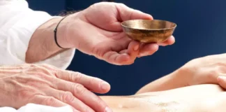 Navel Is Not Only Beauty It Is Also The Center Of Health, Center Of Health, Navel Therapy, Navel Oiling for Weight Loss, Ayurveda's Secret, Lots Of Benefits, Navel Is Also The Center Of Health, Navel Is Not Only Beauty, The Secret Behind Oiling To Navel, Oiling To Navel, Health News, Health Tips, Healthy Food, Healthy Diet, Fitness Tips, Mango News, Mango News Telugu