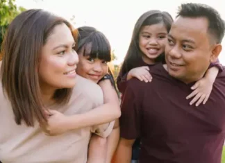 లైట్హౌస్ పేరెంటింగ్ ఏంటో తెలుసా? Do You Know What Lighthouse Parenting Is, Do You Know Lighthouse Parenting, Children, Know What Lighthouse Parenting Is, Lighthouse Parenting Affect children’s Self Esteem?, What Are Lighthouse Parents, Study Lighthouse Parents, What Is Lighthouse Parenting, Lighthouse Parenting, Parenting, Parenting Tips, Tips For Parenting, Healthy Parenting, Healthy Life, Mango News, Mango News Telugu