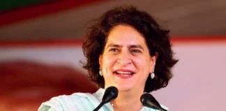 Priyanka In Direct Election For The First Time, Priyanka In Direct Election, Priyanka First Time In Direct Election, Priyanka In kerala Election, kerala Election Assembly Elections, Assembly Elections, kerala News, kerala Political News, Priyanka Gandhi, Priyanka Gandhi In Wayanad Lok Sabha By Elections, Elections, National News, India, Congress, BJP, PM Modi, Live Updates, Breaking News, Live News, Mango News, Mango News Telugu