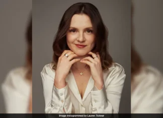 Boss Denies 2 Day Leave For Employees Wedding You Wont Believe The Reason, Boss Denies 2 Day Leave, Leave For Employees Wedding, Employees Wedding Leave Denies Boss, Employees Wedding Leave Denies By Boss, Boss Denies 2 Day Leave For Employee Wedding, CEO Of A British Marketing Company, Lauren Tickner, Employees Wedding, International News, National News, India, Live Updates, Breaking News, Headlines, Live News, Mango News, Mango News Telugu