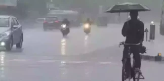 AP Is Under Threat Of Cyclone Once Again, Cyclone, AP Is Under Threat Of Cyclone, IMD, IMD Alert, Heavy Rains, Rayalaseema, South Coast, Rain Alert, Heavy Rain In AP, Weather Report, AP, Heavy Rain, Andhra Pradesh, AP Rains, AP Live Updates, Political News, Mango News, Mango News Telugu