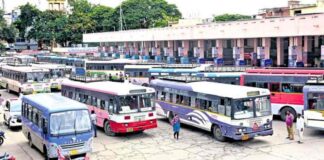Passengers Are Angry Over Bus Fare Hike On The Occasion Of Dussehra Pandaga, Passengers Are Angry, Bus Fare Hike, Bathukamma, Dussehra, Passengers Are Angry Over Bus Fare Hike, Special Buses, TGSRTC, Bus Stands And Railway Stations Crowded, Dussehra Pandaga, Fasting, Fasting On Navratri, Dussehra, Vijayadashami, Dussehra 2024, Bathukamma Festival 2024, Bathukamma 2024, Bathukamma Festival, Bathukamma, Telangana, Andhra Pradesh, Mango News, Mango News Telugu