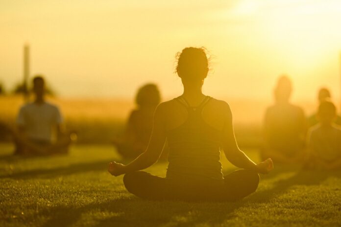 Benefits Of Meditation, A Daily Ten Minute Meditation, Meditation, Advantages Of Meditation, Effects Of Meditation, Meditation Is The Fast Way To Reduce Stress, How To Meditate, Physical Benefits Of Meditation, Meditation Benefits For Brain, Meditation Benefits, Stress Management, Health News, Health Tips, Healthy Food, Healthy Diet, Fitness, Mango News, Mango News Telugu