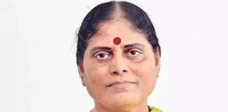 YS Vijayamma Responded To The Transfer Of Assets, YS Vijayamma Responded, Transfer Of Assets, YSR Assets, YS Vijayamma Letter To YSR Followers, YS Vijayamma Open Letter, YSR, Open Letter, Andhra Pradesh, AP Live Updates, Live Updates, Breaking News, Headlines, Live News, Mango News, Mango News Telugu