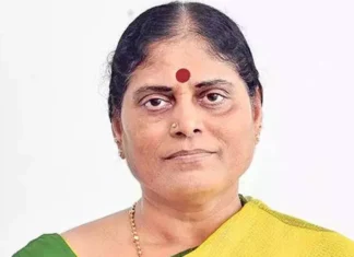 YS Vijayamma Responded To The Transfer Of Assets, YS Vijayamma Responded, Transfer Of Assets, YSR Assets, YS Vijayamma Letter To YSR Followers, YS Vijayamma Open Letter, YSR, Open Letter, Andhra Pradesh, AP Live Updates, Live Updates, Breaking News, Headlines, Live News, Mango News, Mango News Telugu