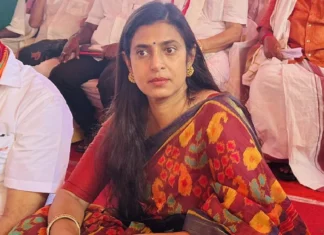 Relief For Actress Kasturi Court Grants Bail, Actress Kasturi Court Grants Bail, Court Grants Bail To Kasturi, Relief For Actress Kasturi, Actress Kasthuri, Actress Kasthuri Got Bail, Grilahakshmi, Bail, Bail To Kasturi, Tollywood, Tollywood News, Tollywood Latest News, Tollywood Updates, Live Updates, Breaking News, Headlines, Live News, Mango News, Mango News Telugu