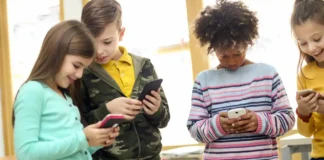 Australia Has Proposed Introducing A Law To Curb The Influence Of Social Media On Children Under The Age Of 16, Influence Of Social Media, Law To Curb The Influence Of Social Media, Social Media, Social Media Ban In Australia, Australia Ban Social Media, Australia Government, Influence Of Social Media On Children Under The Age Of 16, Social Media Ban, Social Media Addiction, Australia, Australia News, Latest Australia New, National News, International News, Live Updates, Breaking News, Headlines, Live News, Mango News, Mango News Telugu