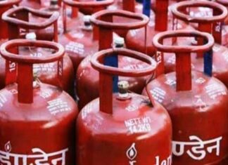 LPG Price Hike On Diwali, Hike On Diwali, LPG Price Hike, LPG Price, LPG Price Increased, LPG Rates Hiked, LPG Rates, India, LPG, Price Hike, Latest LPG Price Updates, LPG Price Updates, LPG Gas, India, National News, Live News, Political News, Breaking News, Hedlines, Mango News, Mango News Telugu