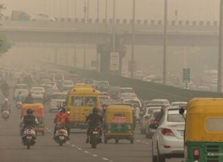 Pollution Is Completely Engulfing Delhi, Pollution Is Completely Engulfing Delhi, Preventing Delhi Pollution, Delhi Air Quality, Delhi Pollution, Delhi Pollution Control Committee, Air Pollution In Delhi, Delhi Air Pollution Increasing, Day By Day Delhi Pollution Increasing, Air Pollution In Delhi Is Increasing, AQI, Delhi Air Pollution, Delhi Pollution, Pollution, Delhi, Delhi Live Updates, Delhi Politics, National News, India, Congress, BJP, PM Modi, Live Updates, Breaking News, Live News, Mango News, Mango News Telugu