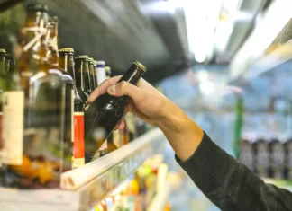 Liquor Sale Stopped In Telangana, Liquor Sale, Liquor Sale Stopped, Telangana Liquor Sale Stopped, Telangana Liquor, Liquor Supply, Stopped Supply Of Liquor, Telangana Liquor Supplies, Hyderabad, Hyderabad Live Updates, Latest Hyderabad News, Telangana, TS Politics, TS Live Updates, Political News, Mango News, Mango News Telugu