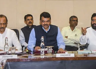 Seniors Succeed In Convincing Shinde, Convincing Shinde, Seniors Succeed, Shinde, Clear The Line For Fadnavis, Maharashtra Assembly Elections, Mahayuti Alliance, Maharashtra Chief Minister, Who Is Maharashtra Chief Minister, Maharashtra Chief Minister Suspense, Fadnavis Vs Shinde, Ajit Pawar, Fadnavis, Maharashtra CM, Maharashtra Election, Shinde, Maharashtra Elections Results, Assembly Elections, India Alliance, Maharashtra, Maharashtra Polls Survey, NDA, National News, India, Congress, BJP, PM Modi, Live Updates, Breaking News, Live News, Mango News, Mango News Telugu