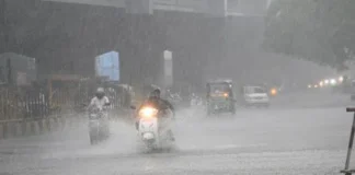 Heavy Rains In Many States Including AP, Heavy Rains In Many States, Weather Updates, Rains, IMD, Rain Alert, Rains In Telangana, Alert For Telangana, Rain Alert Telangana, Telangana Weather Forecast, Weather Today, Heavy Rains For Another Three Days, Heavy Rains, Heavy Rains In Telangana, Weather Report, TS Live Updates, Andhra Pradesh, AP Live Updates, Mango News, Mango News Telugu