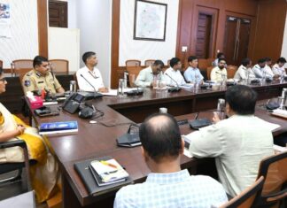 Key Meeting Under The Auspices Of The CSs Of The Two States, Key Meeting, Key Meeting Of The Two States, Two States Meeting, CSs Of The Two States, Chandrababu, Meeting Under The Auspices Of The CSs Of The Two States, CM Revanth Reddy, Telangana, TS Live Updates, CM Chandrababu, Andhra Pradesh, AP Live Updates, Live Updates, Breaking News, Headlines, Live News, Mango News, Mango News Telugu