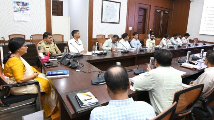 Key Meeting Under The Auspices Of The CSs Of The Two States, Key Meeting, Key Meeting Of The Two States, Two States Meeting, CSs Of The Two States, Chandrababu, Meeting Under The Auspices Of The CSs Of The Two States, CM Revanth Reddy, Telangana, TS Live Updates, CM Chandrababu, Andhra Pradesh, AP Live Updates, Live Updates, Breaking News, Headlines, Live News, Mango News, Mango News Telugu