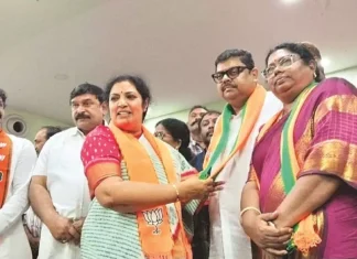 Is That Leader Behind Adari Anand Kumar Joining The BJP, BJP Leader Behind Adari Anand Kumar, Adari Anand Kumar Joining The BJP, Adari Anand Kumar, Adari Anand Kumar joining the BJP, CM Chandrababu, CM Ramesh, TDP, Vangalapudi Anitha, Andhra Pradesh, AP Live Updates, AP Politics, Political News, Live Updates, Breaking News, Headlines, Live News, Mango News, Mango News Telugu