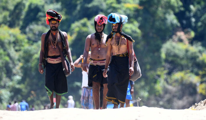 Live Updates For Swamijis With Live Chat, Live Chat, AI ​​Live Chat For Swamijis, Live Chat For Ayyappa Swamijis, Devotees Going To Sabarimala, Live Weather Updates, Save This Number For The AI ​​Chat Box, Sabarimala, Instructions To Ayyappa Swamy Devotees, Ayyappa Swamy, Ayyappa Swamy Devotees, Ayyappa Swamy Mala, Ayyappa, Sabarimala News, Sabarimala Latest Updates, Devotional, Bhakti Songs, Mango News, Mango News Telugu
