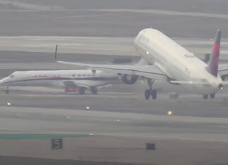 Airplane Disaster Averted Seconds Away From Catastrophe, Airplane Disaster, Catastrophe, Disaster, Air Traffic Control, Aviation Safety, FAA Investigation, Los Angeles Airport, Near Miss Incident, Air India News, Air India Latest News, International News, National News, India, Live Updates, Breaking News, Headlines, Live News, Mango News, Mango News Telugu