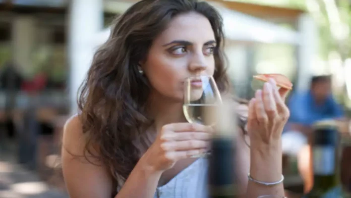 The State Has The Highest Number Of Women Who Drink Alcohol, Highest Number Of Women Who Drink Alcohol, Women Who Drink Alcohol, Andaman And Nicobar, Arunachal Pradesh, Assam, Sikkim, Telangana, Women Drink Alcohol, Women, National News, India, Congress, BJP, PM Modi, Live Updates, Breaking News, Live News, Mango News, Mango News Telugu