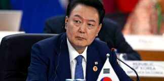 Public Outrage Over Martial Law South Korean President Yoon Suk Yeol Apologizes, Public Outrage, Martial Law, South Korean President, South Korean President Yoon Suk Yeol Apologizes, Suk Yeol Apologizes, Democratic Opposition Strength, Parliamentary Impeachment Vote, President Yoon Suk Yeol Apology, Public Backlash In South Korea, South Korea Martial Law Controversy, South Korea, South Korea Latest News, National News, International News, Live Updates, Breaking News, Live News, Mango News, Mango News Telugu