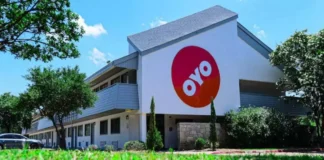 New Year Why Are Couples Queuing Up For Oyo Rooms, Couples Queuing Up For Oyo Rooms, Oyo Rooms Couples Que, Couples Queuing Up, New Year Oyo Bookings, New Year Oyo Record Bookings, Couple Destinations, New Year Celebrations, Oyo Rooms, Record Bookings, Youth Trends, 31St December Night, New Year, New Year 2025, Live Updates, Breaking News, Headlines, Live News, Mango News, Mango News Telugu