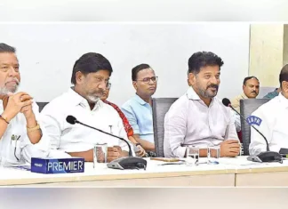 Good News For Telangana Farmers And Poor Families Investment Boost With Rythu Bharosa Aid For Landless Under Indiramma Atmiya Bharosa, Good News For Telangana Farmers, Investment Boost With Rythu Bharosa, Landless Under Indiramma Atmiya Bharosa, Indiramma Atmiya Bharosa, New Ration Cards, Rythu Bharosa Scheme, Telangana Cabinet Decisions, Telangana Farmers, Hyderabad Live Updates, Latest Hyderabad News, Telangana, TS Politics, TS Live Updates, Political News, Mango News, Mango News Telugu