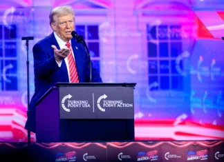 What Is Trumps Thinking On The H1 B Visa Policy, Trumps Thinking On The H1, H1 B Visa Policy, Elon Musk, H1 B Extension, Indian Students, Laura Loomer, Nikki Haley, Steve Bannon, Vivek Ramaswamy, Trump Opinion On H1 Visa, US Citizenship, USA Visa, Massive Surge In India, US Birth Citizenship, New York, America, USA, America News, America Live Updates, National News, International News, Live Updates, Breaking News, Headlines, Live News, Mango News, Mango News Telugu