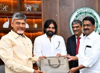 ఏపీ బడ్జెట్ సమావేశాలకు ప్రభుత్వం సిద్ధం: ఏం ఉండబోతున్నాయంటే..? Major Decision On AP Assembly Budget Sessions Whats To Come, Major Decision On AP Assembly Budget, AP Assembly Budget Sessions, AP Assembly, Budget Sessions, Assembly Sessions, Budget, Cabinet Meeting, Welfare Schemes, Assembly, Andhra Pradesh, AP Live Updates, AP Politics, Political News, Live Updates, Breaking News, Headlines, Live News, Mango News, Mango News Telugu