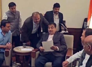 KTR Meets Union Ministers Highway Expansion And Strong Stand On Defected MLAs, KTR Meets Union Ministers, Highway Expansion, Strong Stand On Defected MLAs, Union Ministers, Expansion, Highways, KTR, Politics, Hyderabad Live Updates, Latest Hyderabad News, Telangana, TS Politics, TS Live Updates, Political News, Mango News, Mango News Telugu