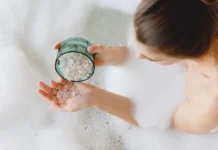 Once You Know The Benefits Of Rock Salt You Wont Give It Up, Benefits Of Rock Salt, Rock Salt, Rock Salt Benefits, Good To Take Salt Water Bath, Rock Salt Baths?, Salt In The Water, Salt Water Bath, Uses Of Rock Salt, Health, Health Tips, Healthy Food, Healthy Diet, Fitness, Mango News, Mango News Telugu