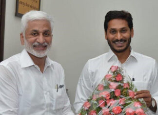 Vijayasai Reddy Counterattacks YS Jagan, Counterattacks To Jagan, Vijayasai Reddy Counterattacks, AP Politics, Vijaya Sai Reddy Counter To Ys Jagan Mohan Reddy, Vijayasai Reddy Counterattacks YS Jagan, YCP, Jagan Reacts To Vijayasai Reddys Resignation, Vijayasai Reddys Resignation, Andhra Politics, Jagan Mohan Reddy, Rajya Sabha, Vijayasai Reddy, YSRCP, Andhra Pradesh, AP Live Updates, AP Politics, Political News, Live Updates, Breaking News, Headlines, Live News, Mango News, Mango News Telugu