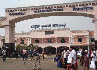 No More Waltair Division Now Visakhapatnam Division, Visakhapatnam, Central Government, No More Waltanir Division, Now Visakhapatnam Division, South Coast Railway Zone, Union Minister Ashwini Vaishnav, Waltair, IRCTC, Trains, Railway, South Central Railway, Latest Railway News, Railway Live Updates, Indian Railways, Travel Updates, National News, India, BJP, PM Modi, Live Updates, Breaking News, Live News, Mango News, Mango News Telugu
