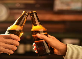 మధ్యం ధరలపై ప్రజావాణిలో ఫిర్యాదు.. ఒక్క బీరుకు ఎంత కోరాడో తెలుసా..? beer price surge and summer demand in Telangana