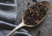 If You Soak Cloves In Water And Drink It