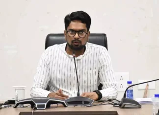 ఆడపిల్లల కోసం సరికొత్త విధానానికి శ్రీకారం చుట్టిన కలెక్టర్ Collector Launches New Policy For Girl Children