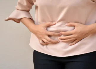 రాత్రిళ్లు ఆలస్యంగా భోజనం చేస్తే అంతే సంగతులట Health Issues Associated With Eating Dinner Late At Night