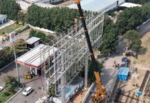 Hyderabad Hydra Striking Fear In Encroachers Safeguarding The City, Hyderabad Hydra Striking Fear, Hydra Striking Fear In The City, Government Action, Hyderabad Hydra, Illegal Encroachments, Public Awareness, Urban Development, Hydra Commissioner Ranganath, Hydra, Hydra Demolition, Latest Hydra News, Hydra Live Updates, Hyderabad, Illegal Contructions, Hyderabad Live Updates, Latest Hyderabad News, Telangana, TS Politics, TS Live Updates, Political News, Mango News, Mango News Telugu